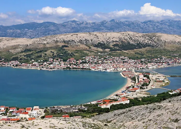 Διαμέρισμα By The Sea Pag - 15670 Pag Town